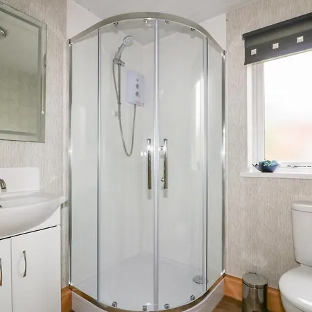 Holiday home Three *